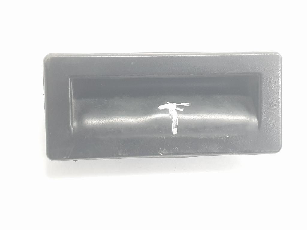 Handgriff Kofferraum 3V0827566 Skoda BERLINA 3V3 Active