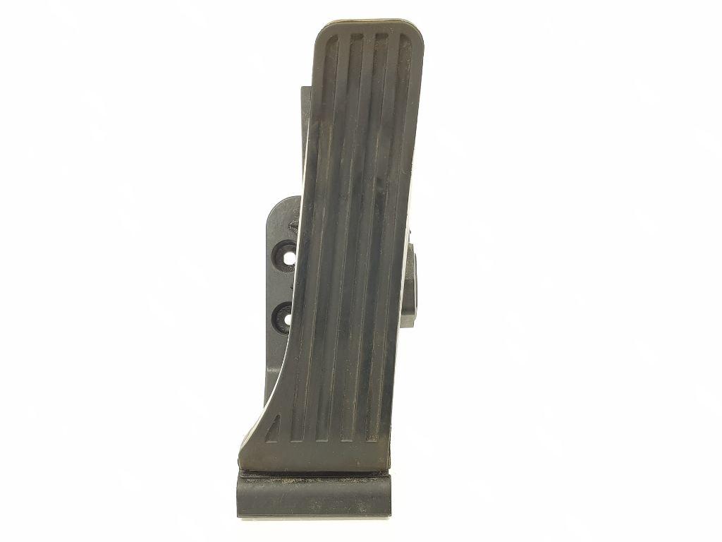 Gaspedalsensor A2043000004 Mercedes-Benz C (W204) Limousine 2.2 C-200 CDI 16V BlueEFFICIENCY (OM651.913) 2010