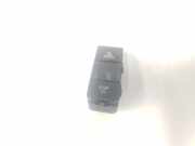 Warnleuchte Schalter A2048201910 Mercedes-Benz C (W204) Limousine 2.2 C-220 CDI 16V (OM646.811) 2008