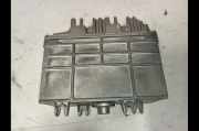 Motorsteuergerat 8A0907311AE Audi 2.0 1991 Benzin