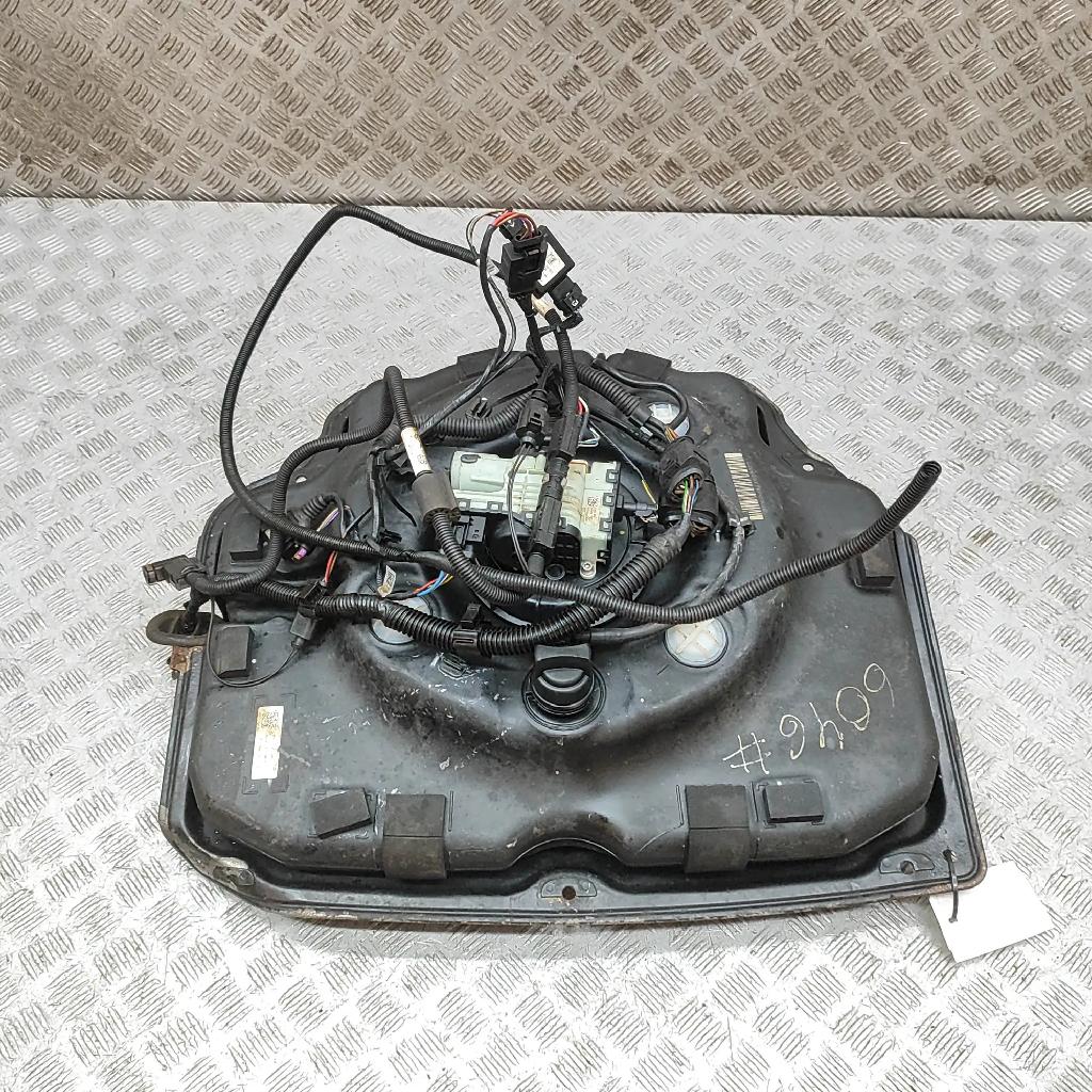 AdBlue-Tank VW TOUAREG (7P5) 3.0 V6 TDI 0928404016