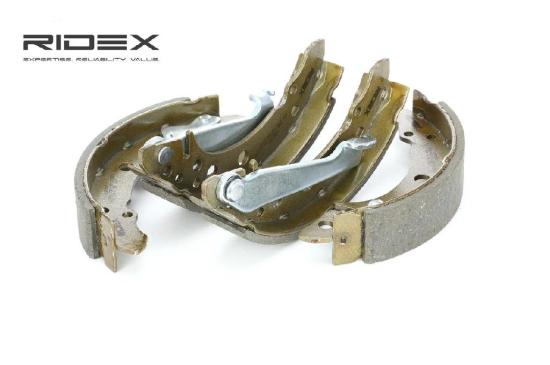 RIDEX Bremsenset Trommelbremse Bremsbacken Satz mit Zubehör mit Radbremszylinder Bild RIDEX Bremsenset Trommelbremse Bremsbacken Satz mit Zubehör mit Radbremszylinder