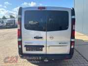 Hecktür Bus-Lieferwagen von einem Opel Vivaro (10H)