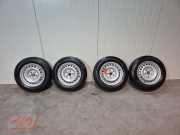 Felgen Set + Reifen von einem Volkswagen Transporter