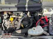 Motor von einem Nissan NV200