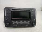 Radio 1T0035680B Volkswagen Golf VII (AUA) Schrägheck 1.2 TSI 16V (CJZA) 2010 CJZA