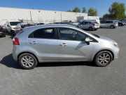 B Säule Verkleidung Rechts Kia Rio III (UB) Schrägheck 1.1 CRDi VGT 12V (D3FA) 2012-07