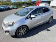 Füllrohr 310301W900 Kia Rio III (UB) Schrägheck 1.1 CRDi VGT 12V (D3FA) 2012-07
