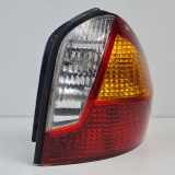 Rücklicht Rechts 92402260 Hyundai Santa Fe I SUV 2.7 V6 24V 4x4 (G6BA) 2000