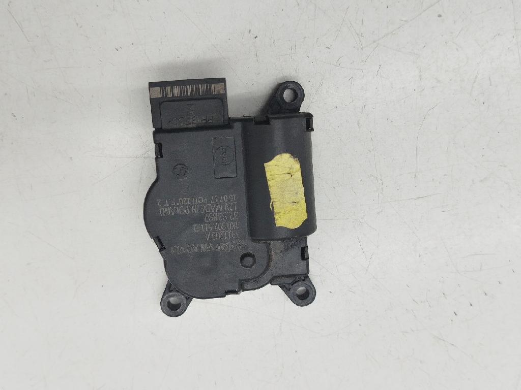 Stellmotor Klimaanlage VOLKSWAGEN PASSAT (3C2)