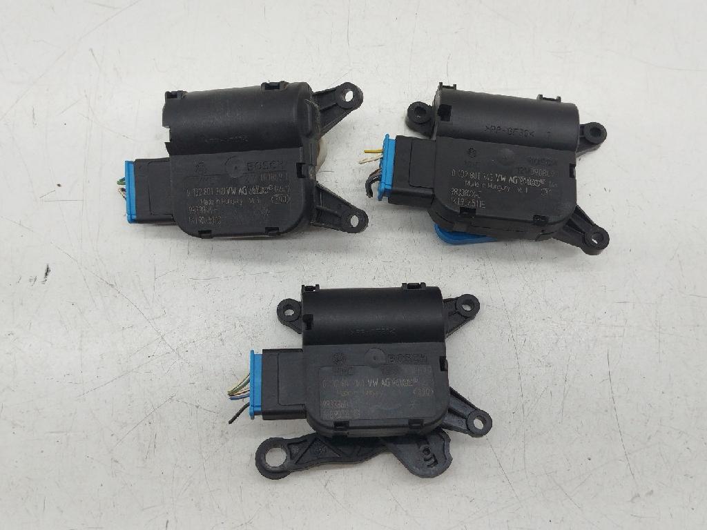 Stellmotor Heizungsklappe VOLKSWAGEN GOLF VI (5K1) CAYC