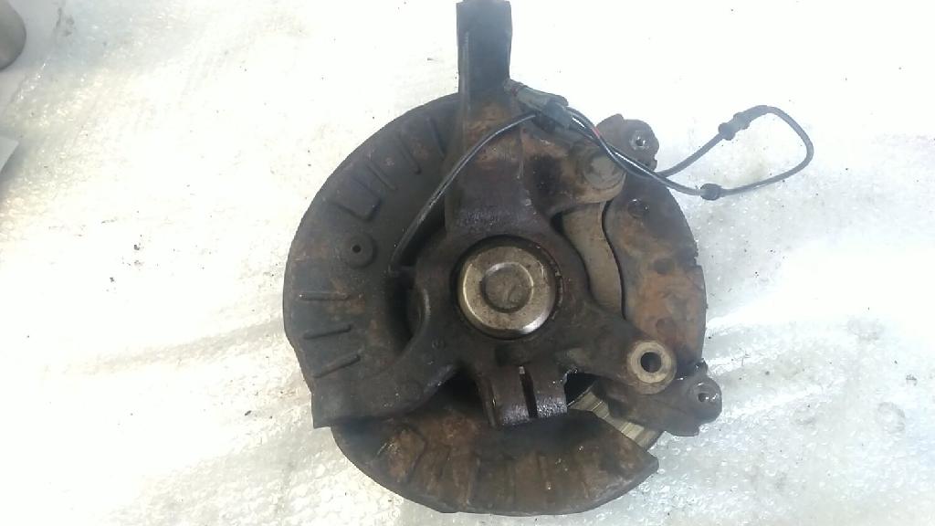 Radnabe vorn MERCEDES-BENZ VITO / MIXTO Box (W639) A6393301332
