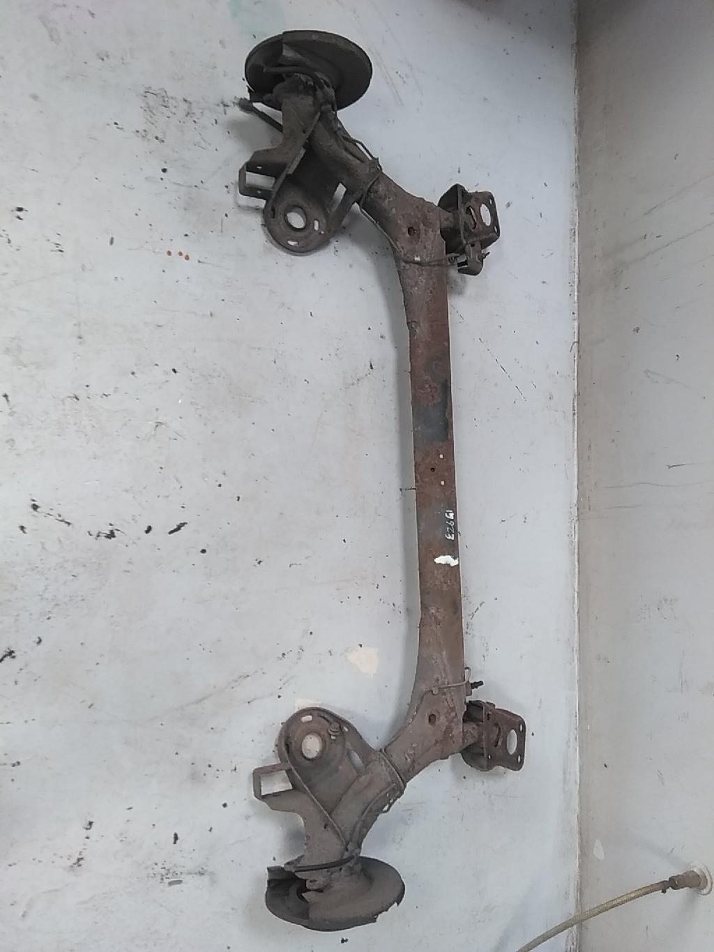 Hinterachse kpl., ohne Differenzial VW GOLF Mk IV Estate (1J5) 1J0500051K