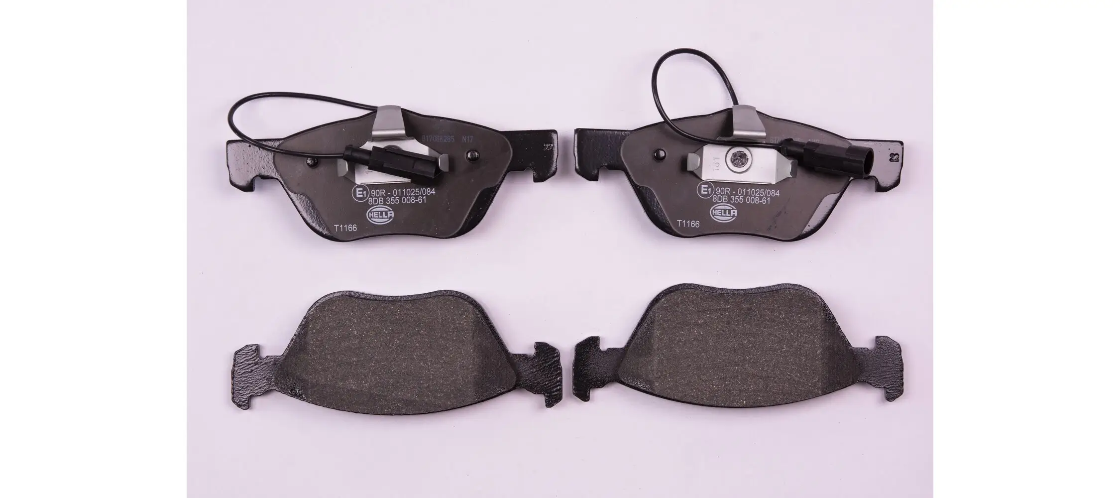 Bremsbelagsatz, Scheibenbremse Vorderachse HELLA 8DB 355 008-611