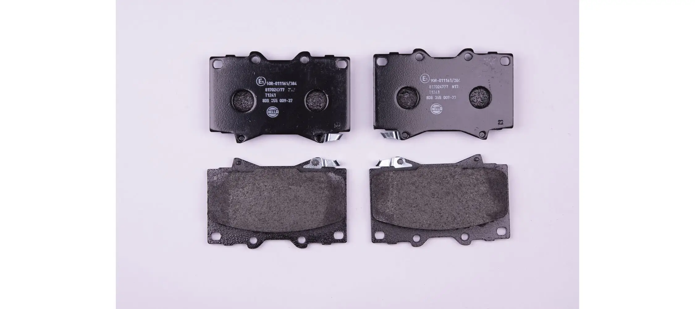 Bremsbelagsatz, Scheibenbremse Vorderachse HELLA 8DB 355 009-371