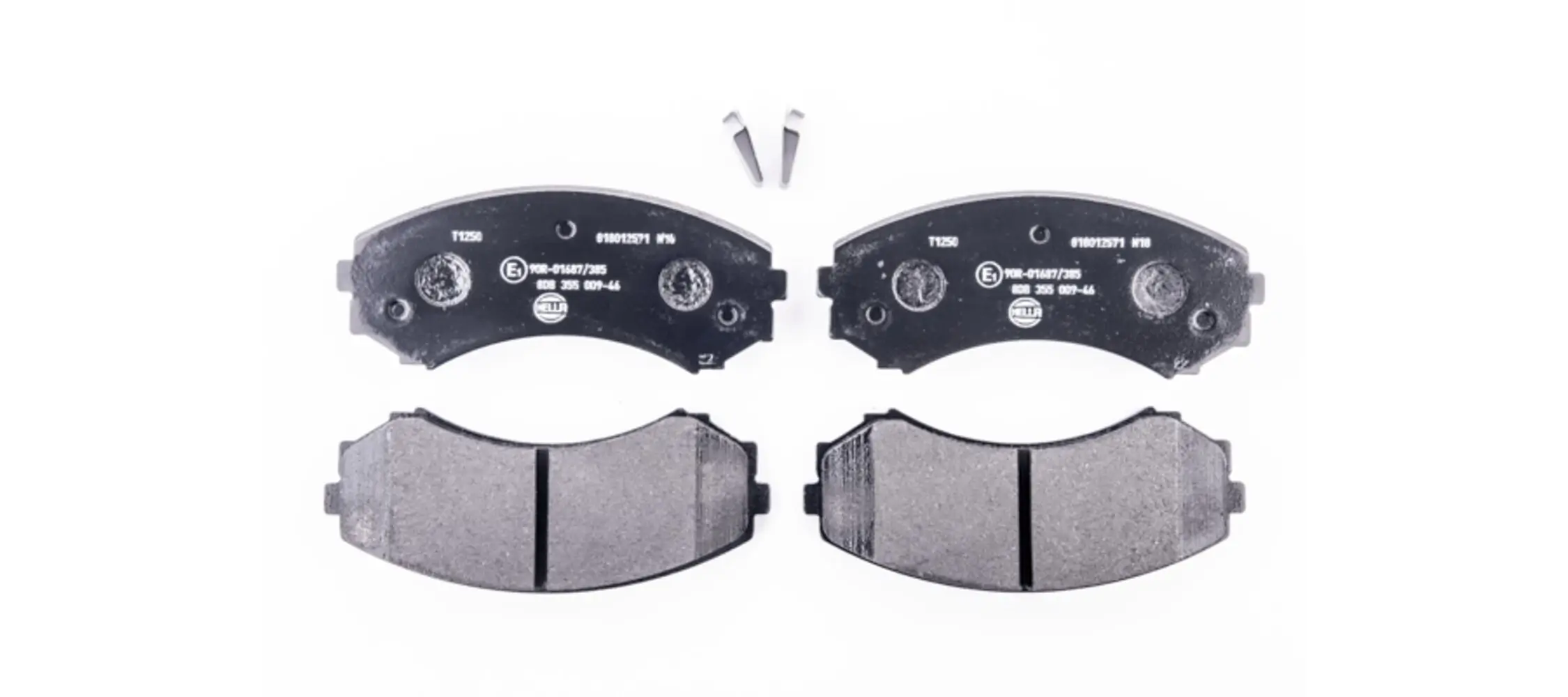 Bremsbelagsatz, Scheibenbremse Vorderachse HELLA 8DB 355 009-461