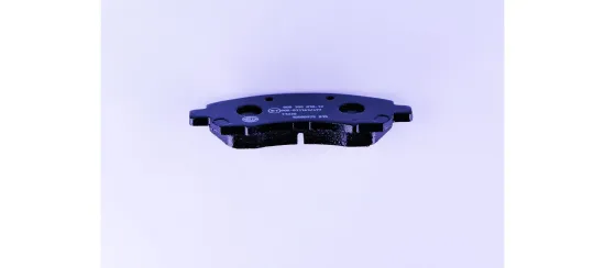 Bremsbelagsatz, Scheibenbremse Vorderachse HELLA 8DB 355 010-121 Bild Bremsbelagsatz, Scheibenbremse Vorderachse HELLA 8DB 355 010-121