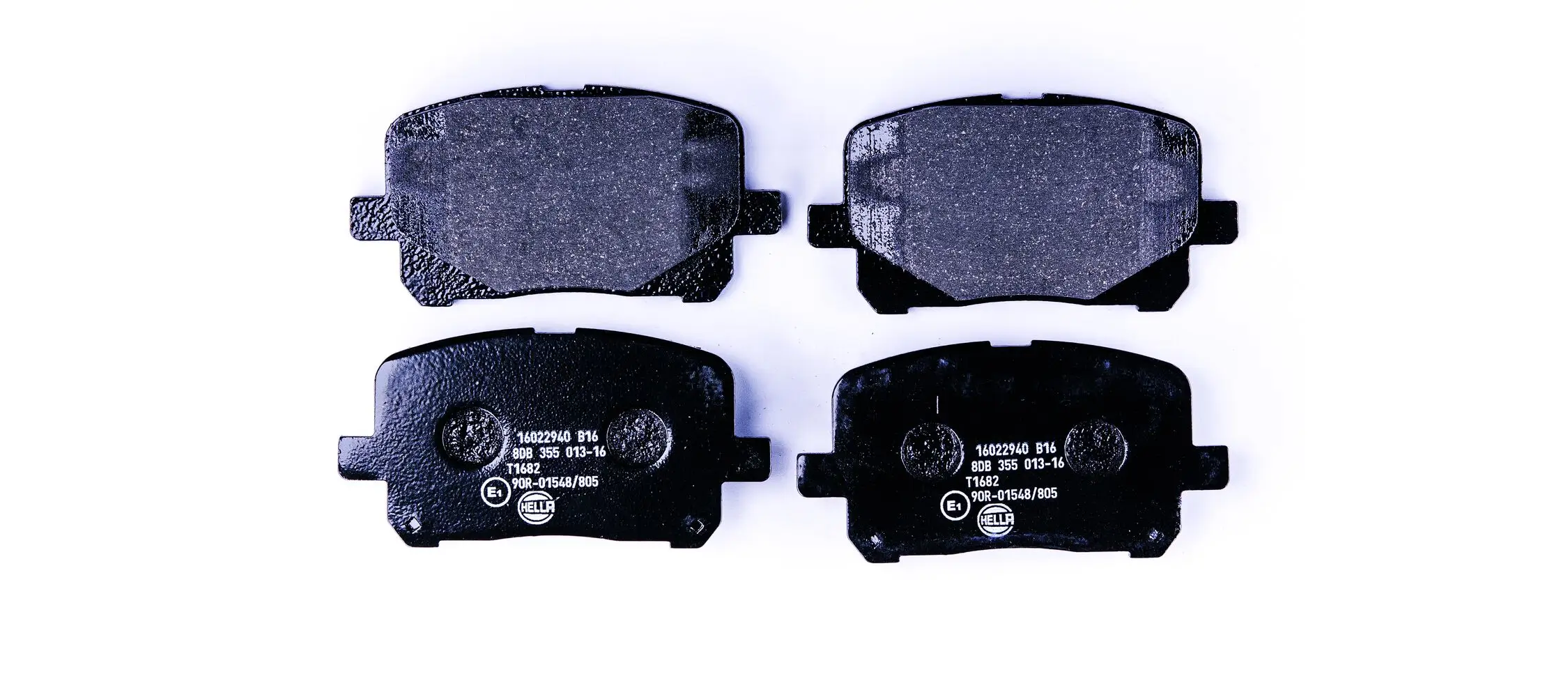 Bremsbelagsatz, Scheibenbremse Vorderachse HELLA 8DB 355 013-161