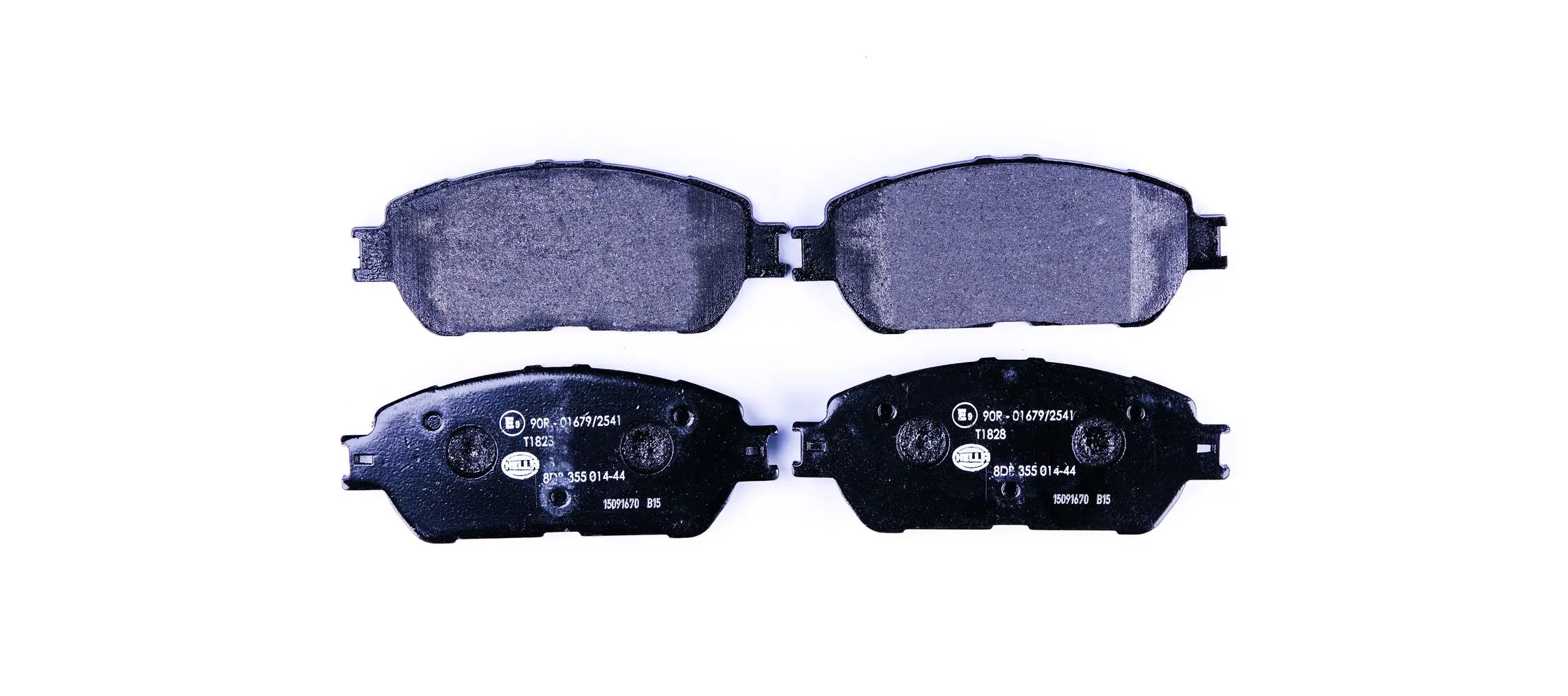 Bremsbelagsatz, Scheibenbremse Vorderachse HELLA 8DB 355 014-441