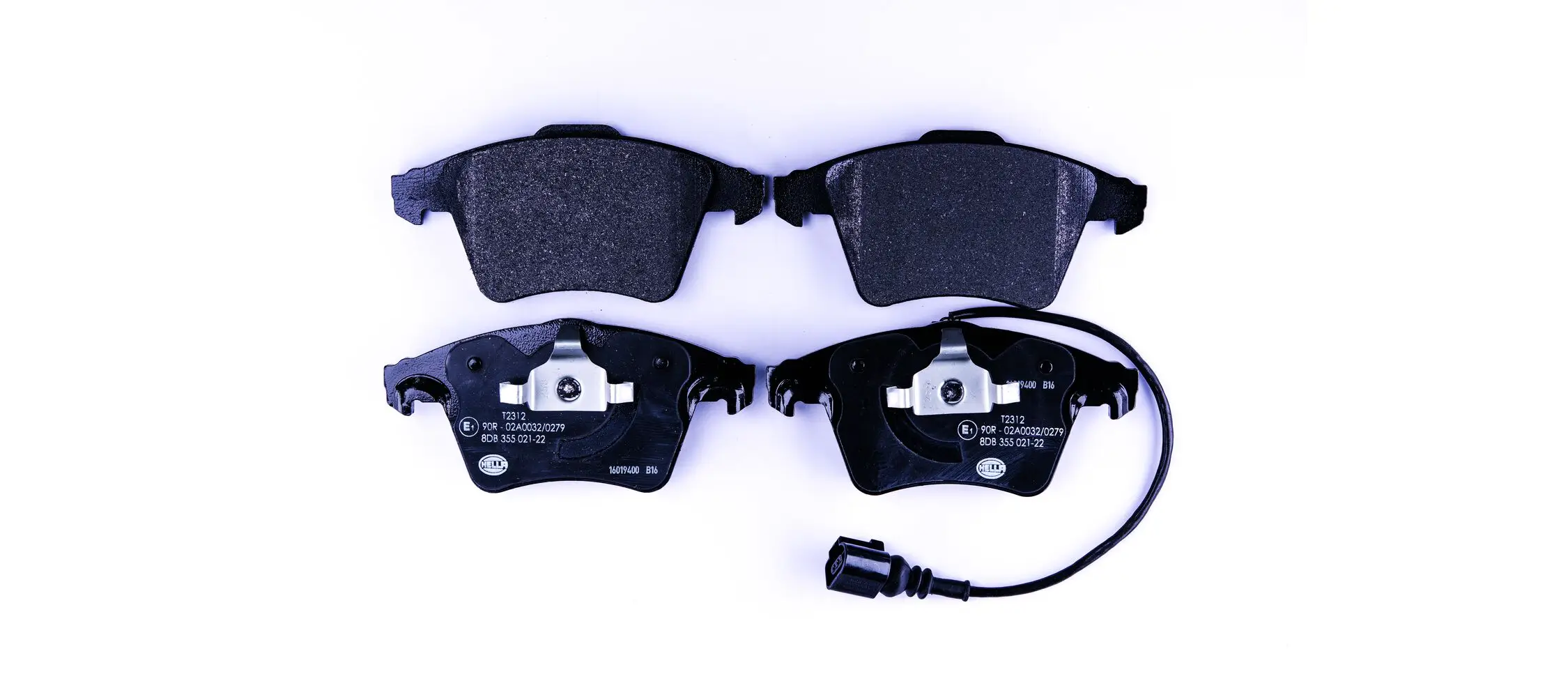 Bremsbelagsatz, Scheibenbremse HELLA 8DB 355 021-221