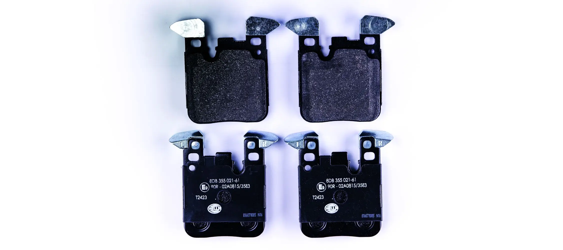 Bremsbelagsatz, Scheibenbremse Hinterachse HELLA 8DB 355 021-611
