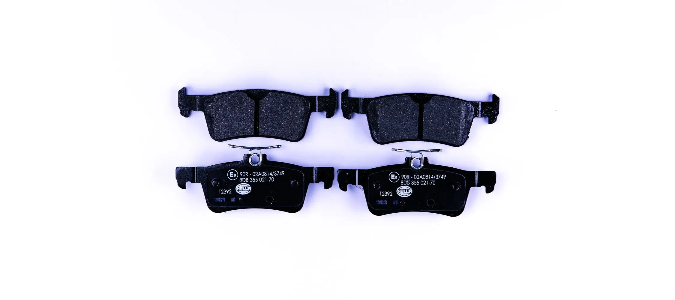 Bremsbelagsatz, Scheibenbremse Hinterachse HELLA 8DB 355 021-701