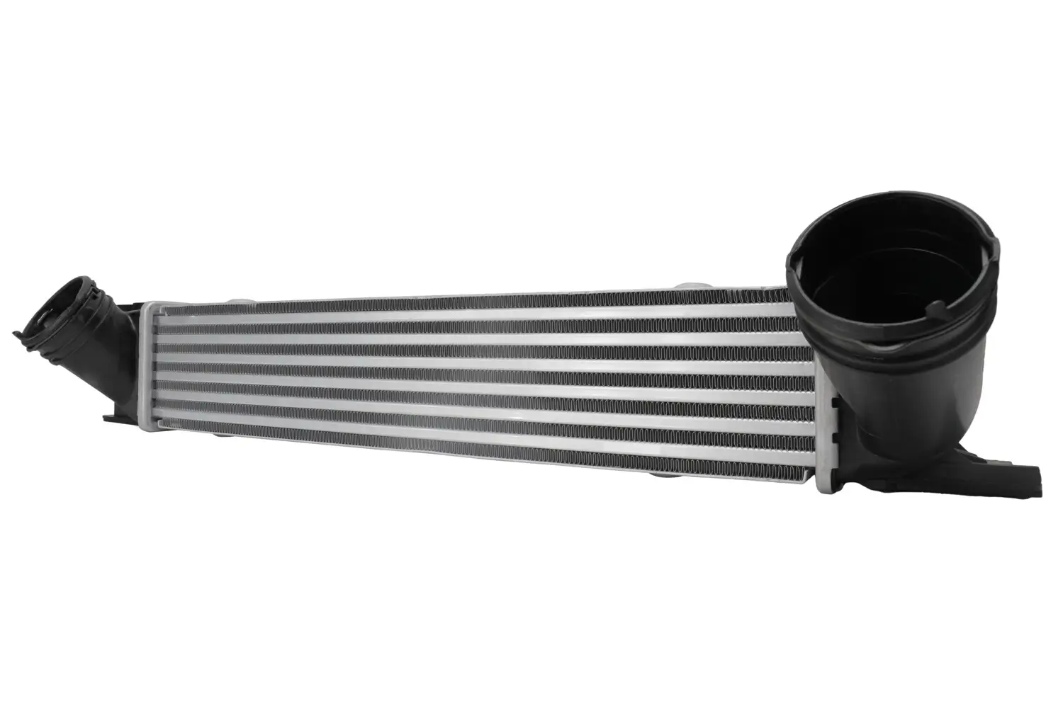 Ladeluftkühler HELLA 8ML 366 341-411