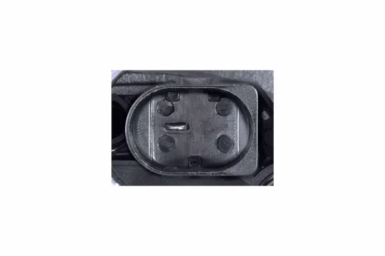 Generator 12 V HELLA 8EL 015 637-771 Bild Generator 12 V HELLA 8EL 015 637-771