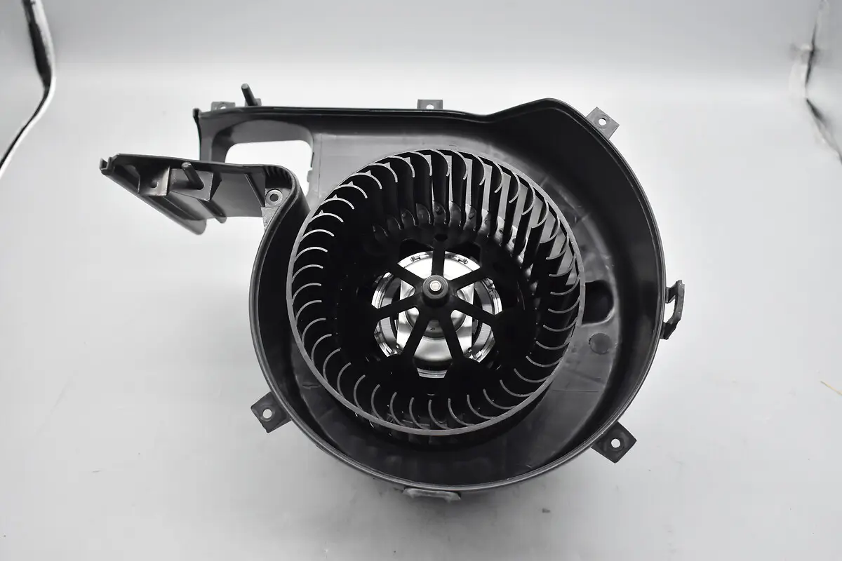 Innenraumgebläse vorne VALEO 884679