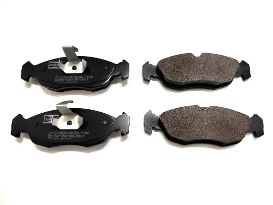 Bremsbelagsatz, Scheibenbremse Vorderachse CHAMPION 571902CH Bild Bremsbelagsatz, Scheibenbremse Vorderachse CHAMPION 571902CH