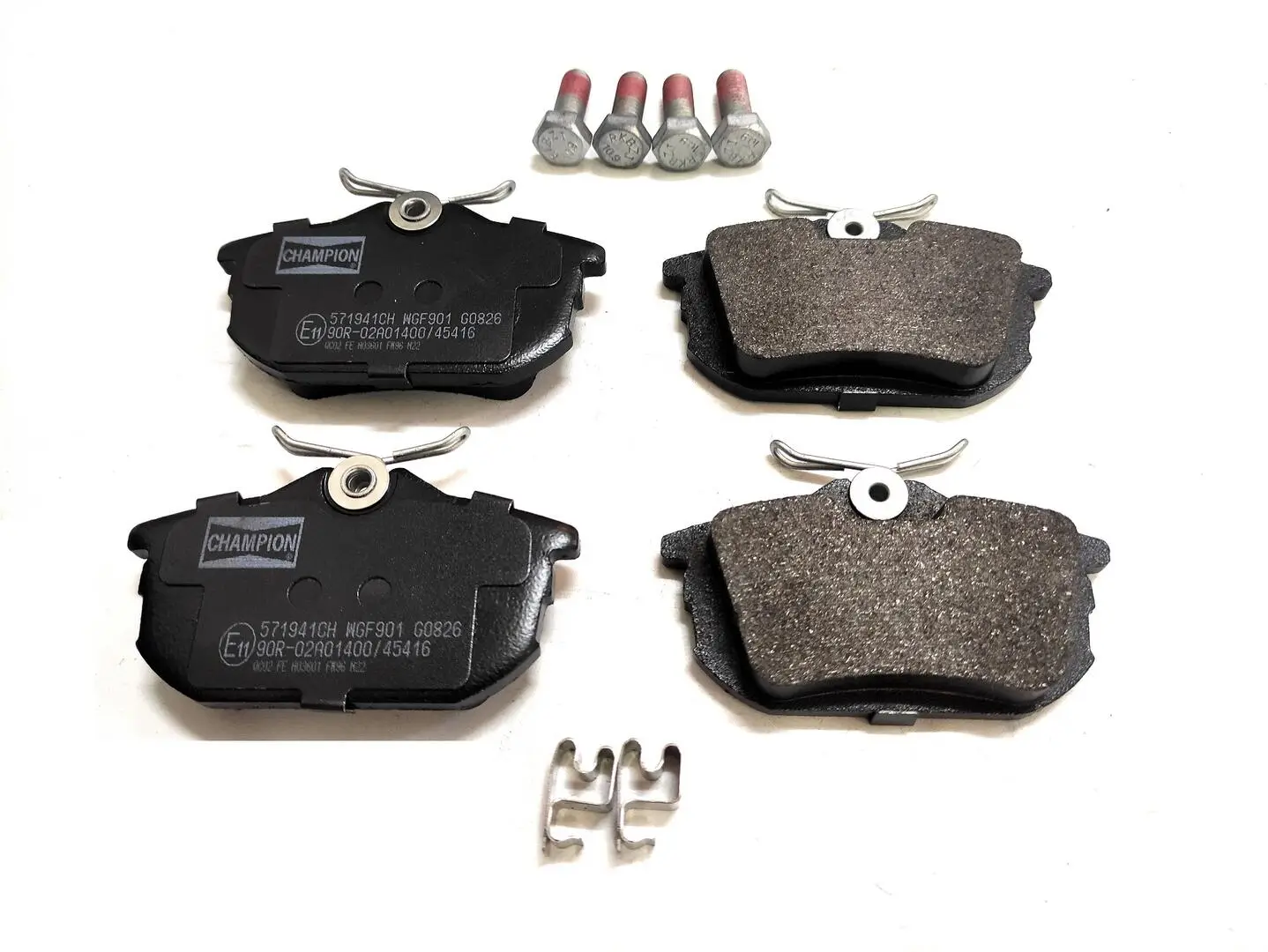 Bremsbelagsatz, Scheibenbremse Hinterachse CHAMPION 571941CH