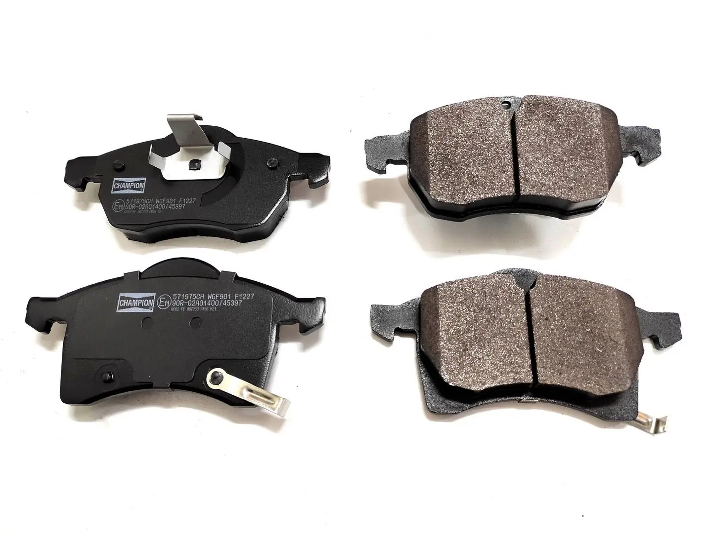 Bremsbelagsatz, Scheibenbremse Vorderachse CHAMPION 571975CH