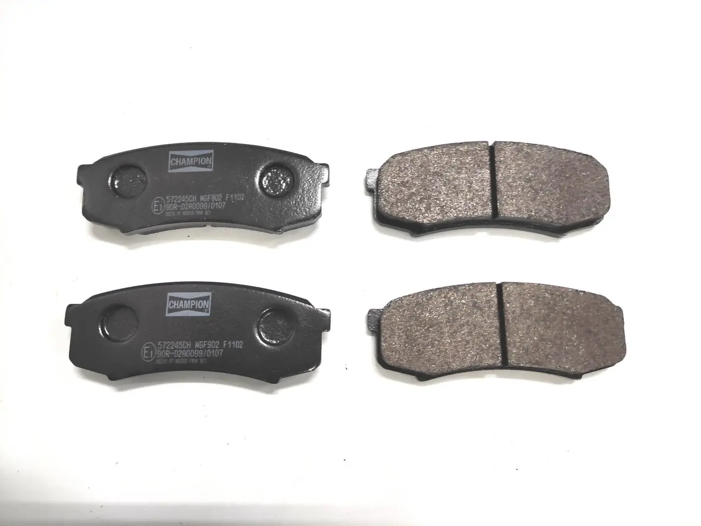 Bremsbelagsatz, Scheibenbremse Hinterachse CHAMPION 572245CH