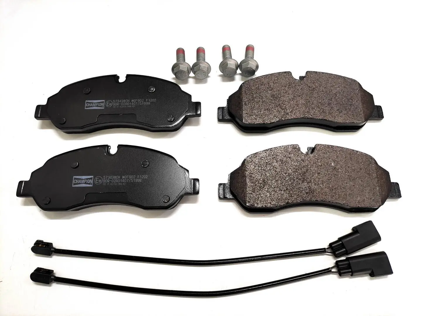 Bremsbelagsatz, Scheibenbremse CHAMPION 573438CH