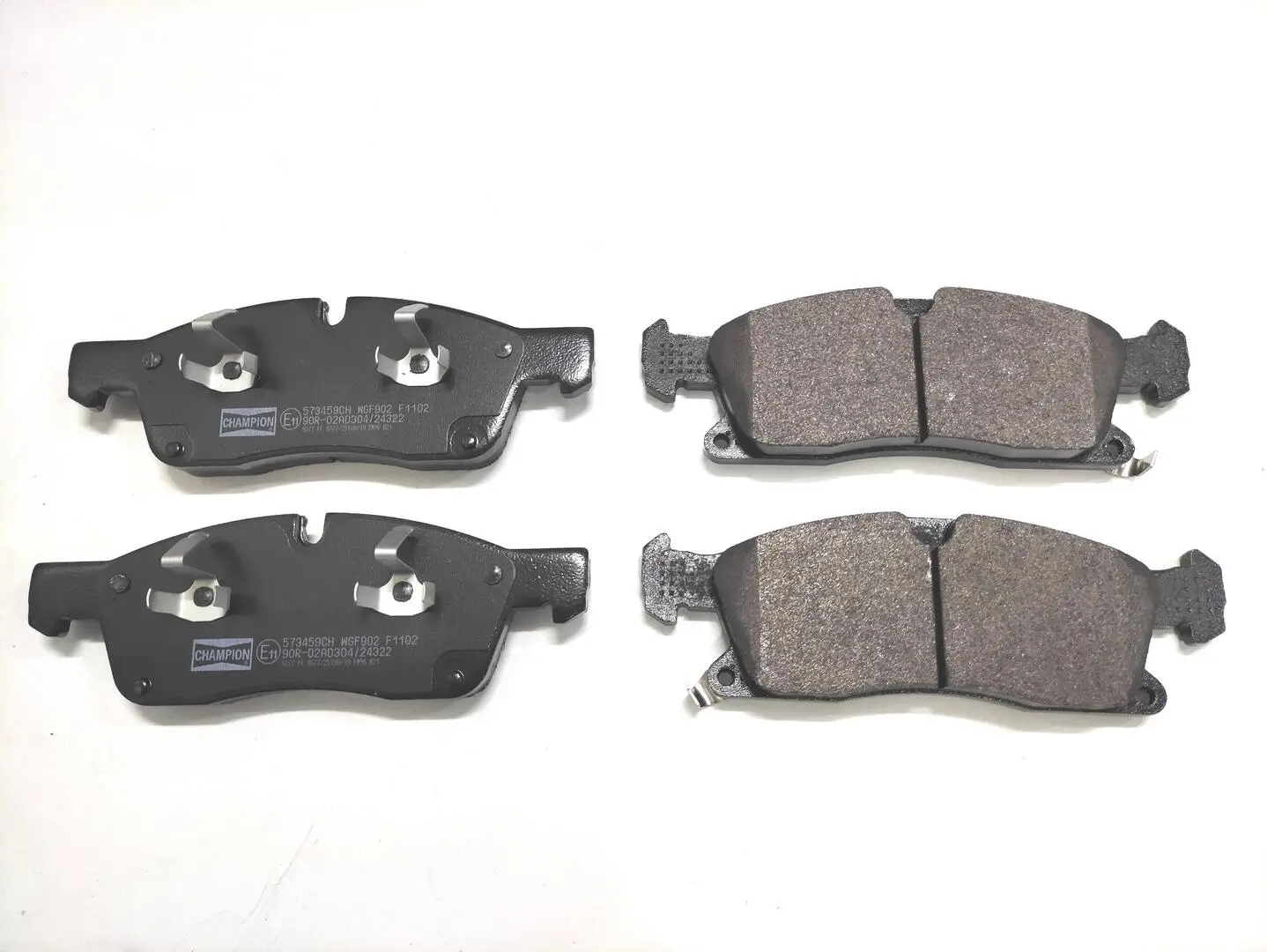 Bremsbelagsatz, Scheibenbremse Vorderachse CHAMPION 573459CH