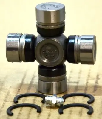 Gelenk, Gelenkwelle vordere Gelenkwelle an Differential vordere Gelenkwelle an Verteilergetriebe LÖBRO U 181 Bild Gelenk, Gelenkwelle vordere Gelenkwelle an Differential vordere Gelenkwelle an Verteilergetriebe LÖBRO U 181