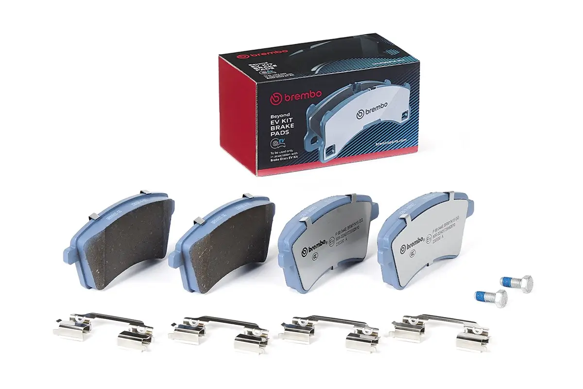 Bremsbelagsatz, Scheibenbremse Vorderachse BREMBO P 68 044E