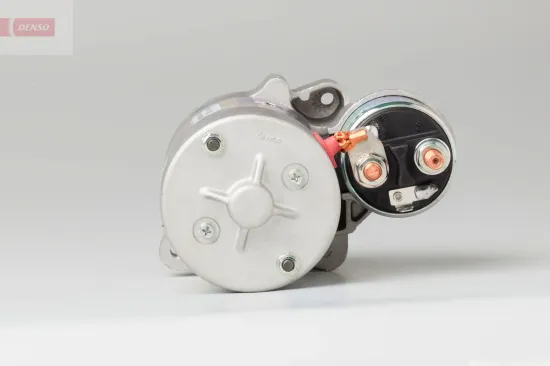 Starter 12 V 0,9 kW DENSO DSN586 Bild Starter 12 V 0,9 kW DENSO DSN586