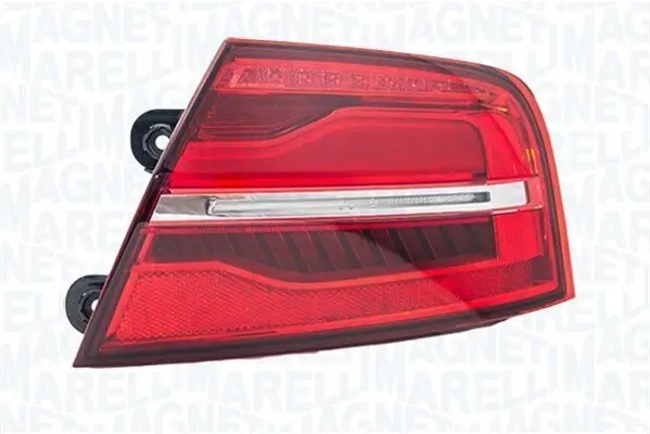 Heckleuchte links MAGNETI MARELLI 715011113001