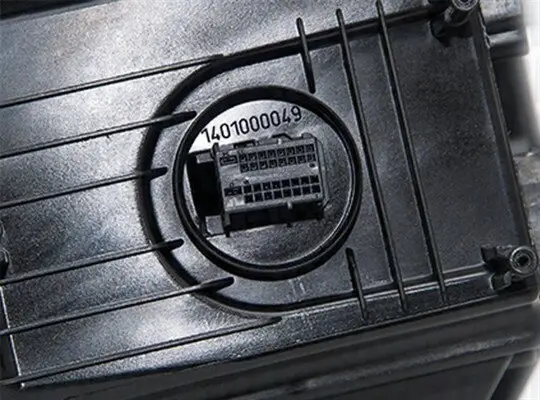 Hauptscheinwerfer links MAGNETI MARELLI 711451000712 Bild Hauptscheinwerfer links MAGNETI MARELLI 711451000712