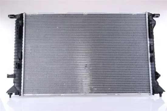 Kühler, Motorkühlung NISSENS 606466 Bild Kühler, Motorkühlung NISSENS 606466