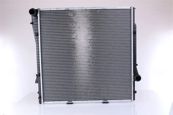 Kühler, Motorkühlung NISSENS 60819