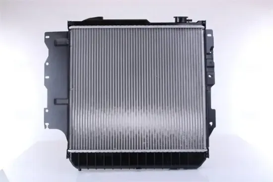 Kühler, Motorkühlung NISSENS 61015 Bild Kühler, Motorkühlung NISSENS 61015