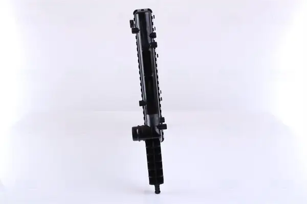 Kühler, Motorkühlung NISSENS 61975