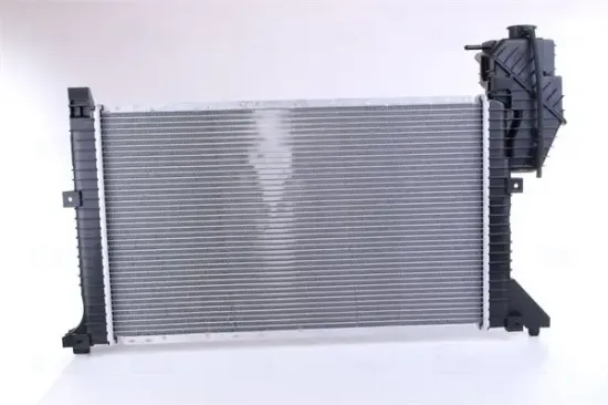 Kühler, Motorkühlung NISSENS 62664A Bild Kühler, Motorkühlung NISSENS 62664A