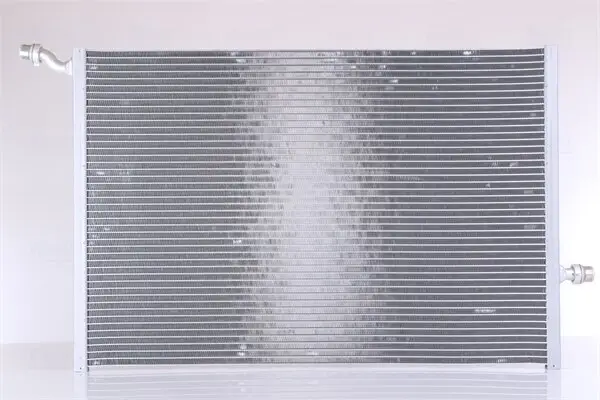 Niedertemperaturkühler, Ladeluftkühler NISSENS 627032