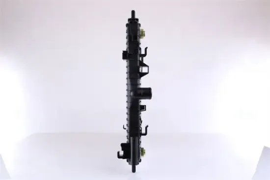 Kühler, Motorkühlung NISSENS 630713 Bild Kühler, Motorkühlung NISSENS 630713