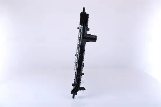 Kühler, Motorkühlung NISSENS 630753 Bild Kühler, Motorkühlung NISSENS 630753