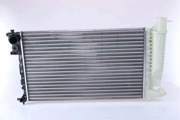 Kühler, Motorkühlung NISSENS 635181