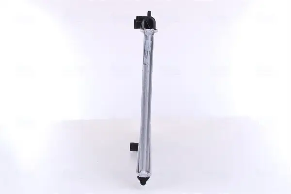 Kühler, Motorkühlung NISSENS 637647